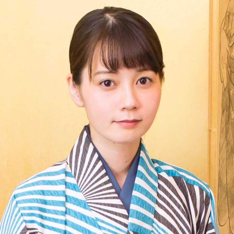 金原亭杏寿（前座）｜撮影 赤月瀾